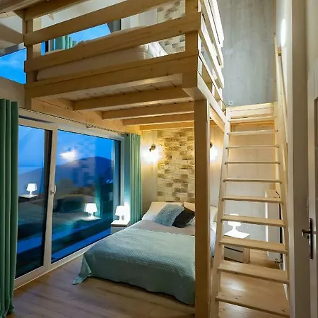 Apartament Podmagura *