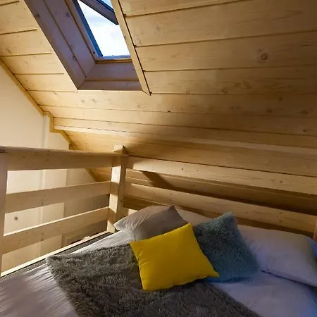 Apartament Podmagura *